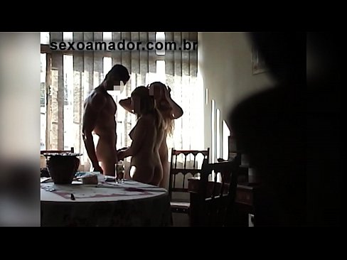 ❤️ Сексуални пријатељи позивају џиновског мушкарца и тројку са њим Порно на sr.niceporn.ru ❌❤